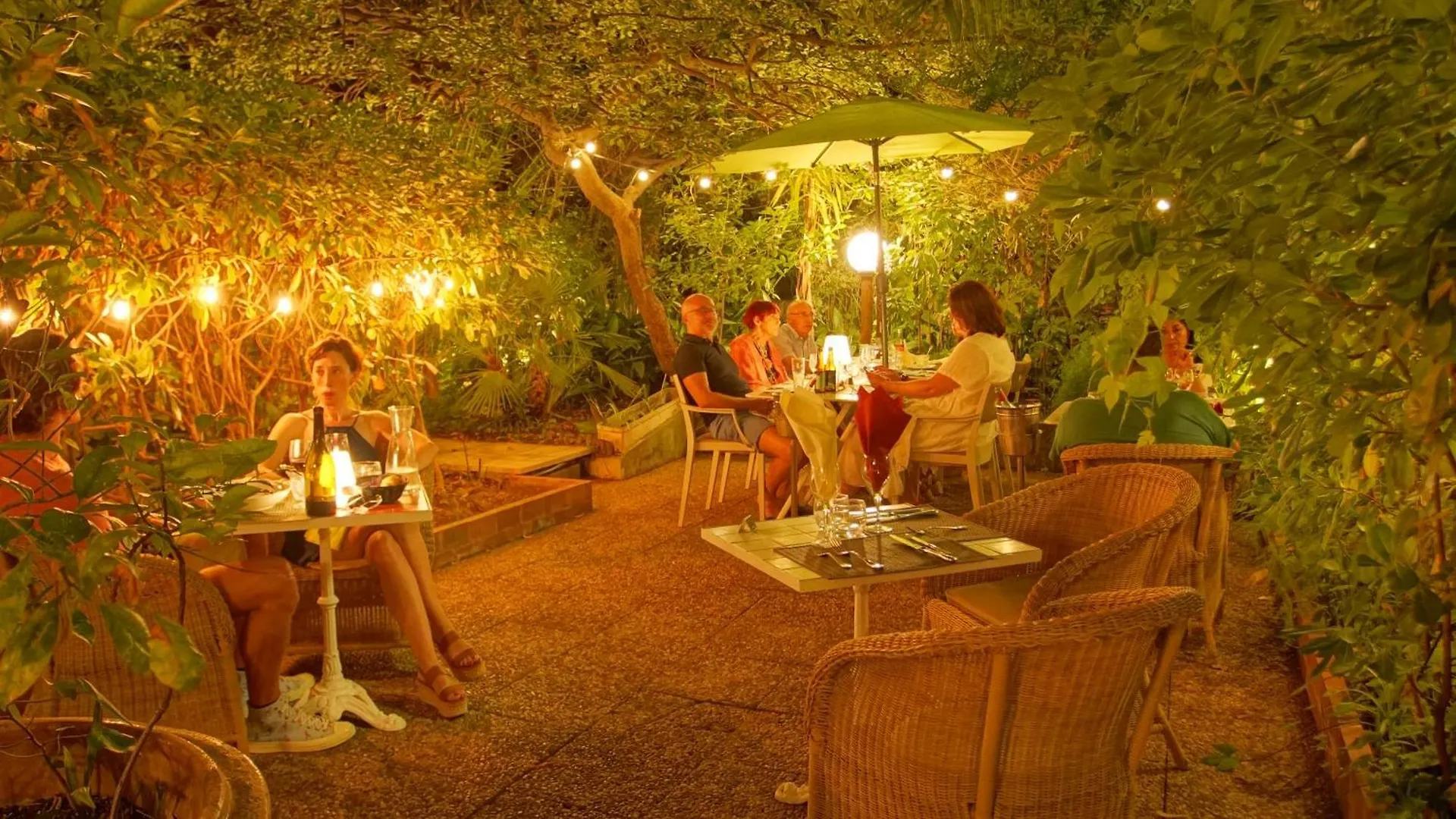 Le Windsor, Jungle Art Hotel Nice