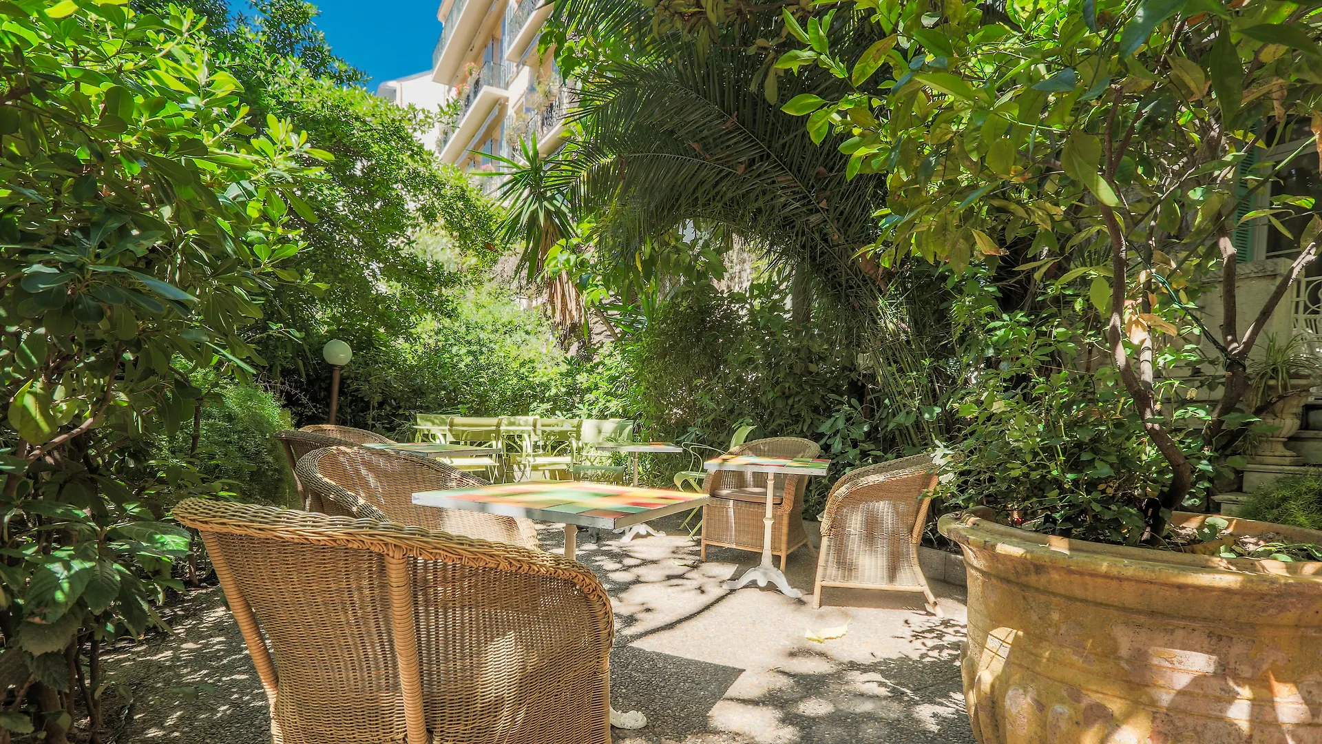 ****  Le Windsor, Jungle Art Hotel Nice France