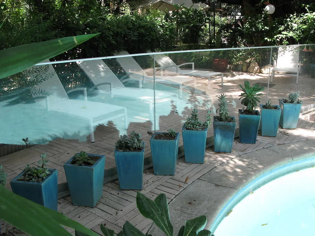 Le Windsor, Jungle Art Hotel Nice