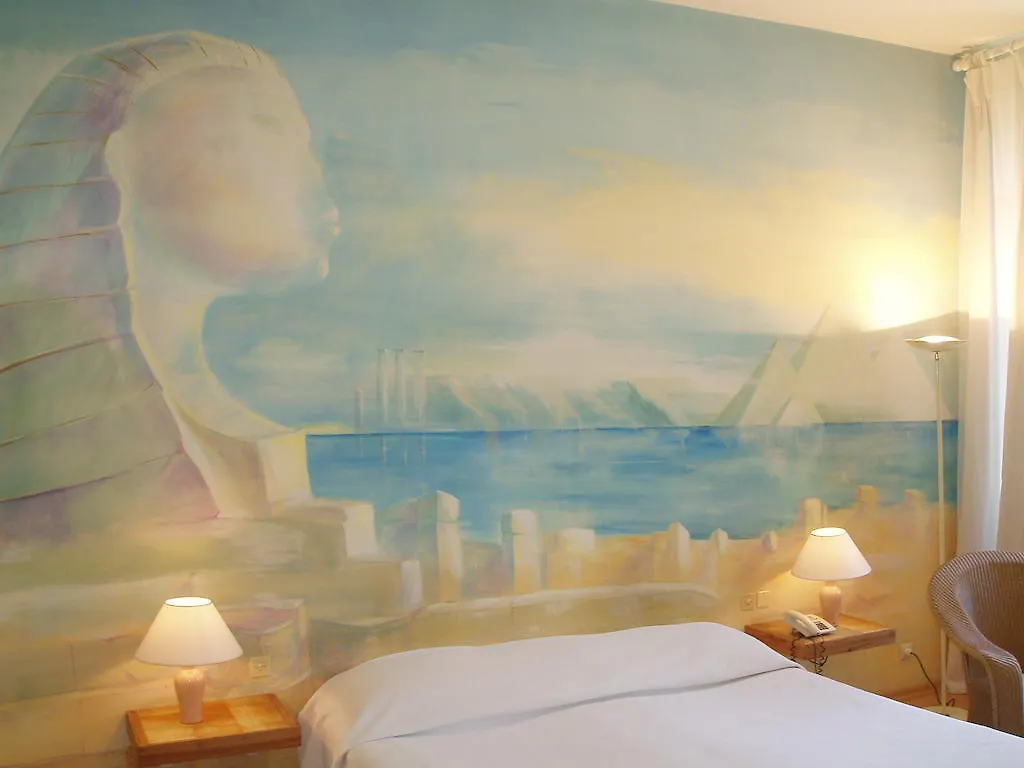 Le Windsor, Jungle Art Hotel Nice 4*,  France
