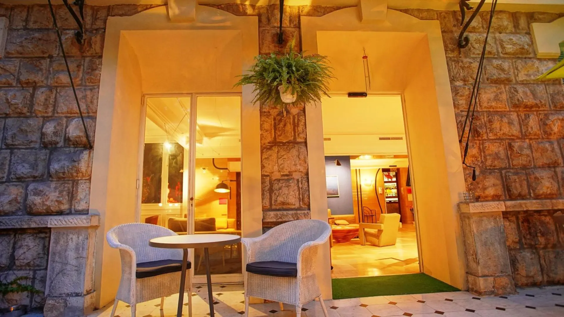 Le Windsor, Jungle Art Hotel Nice France