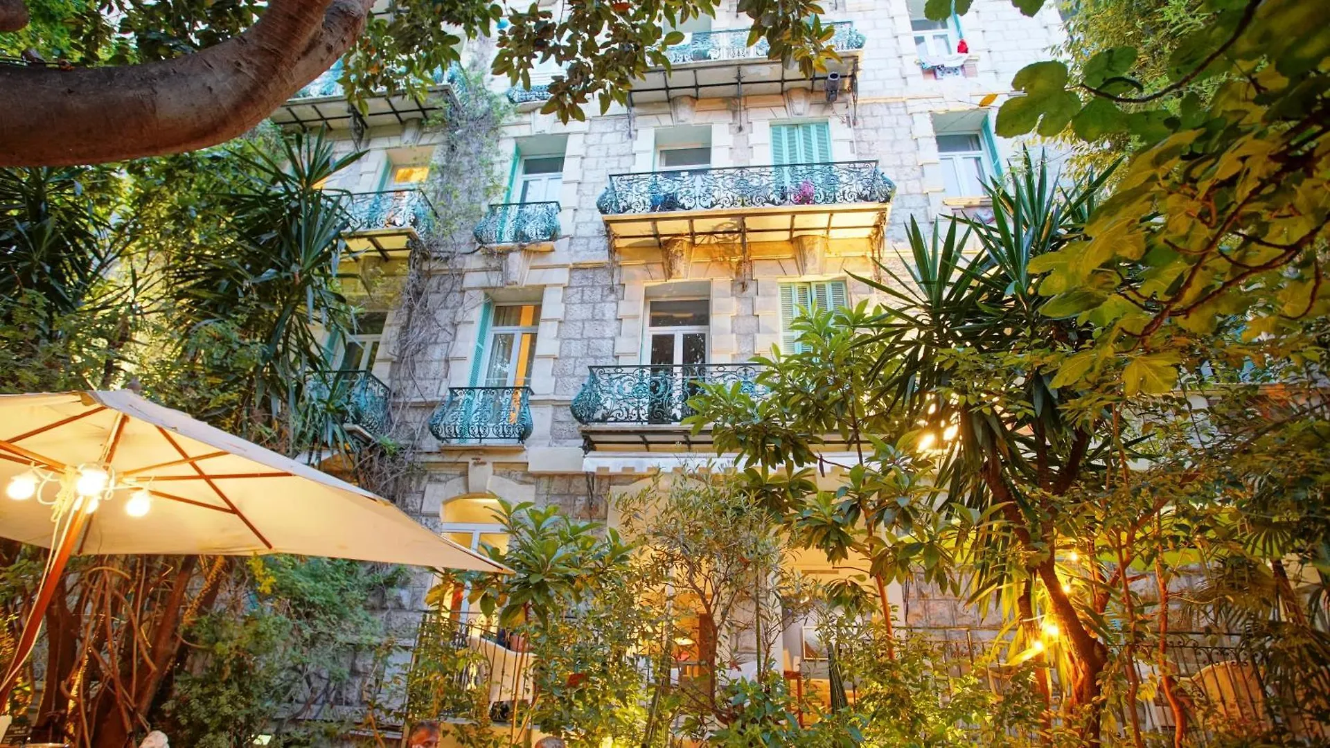 Le Windsor, Jungle Art Hotel Nice